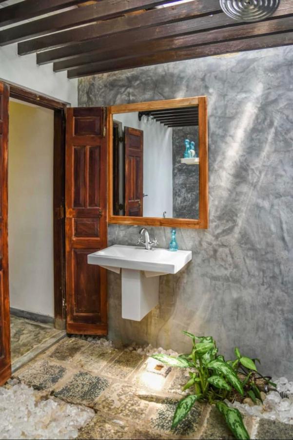 Antique Ceylon Villa Ахангама Экстерьер фото