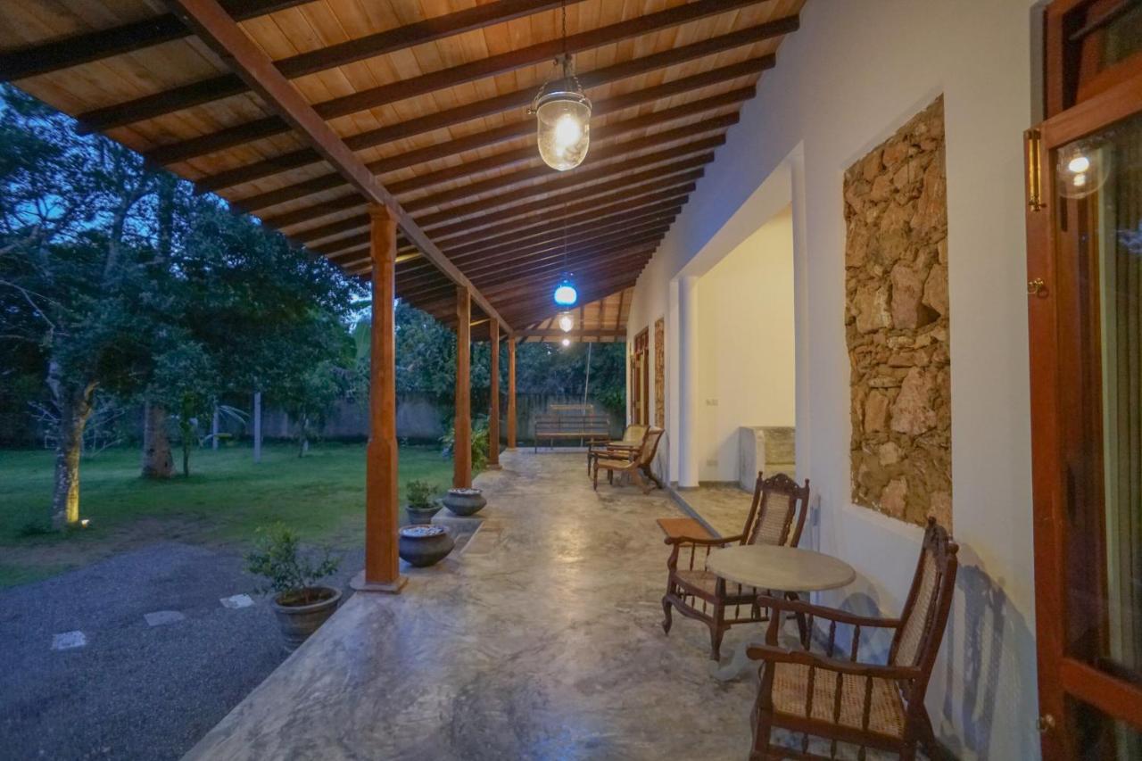 Antique Ceylon Villa Ахангама Экстерьер фото