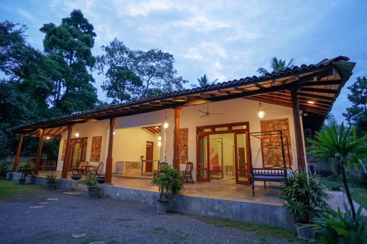 Antique Ceylon Villa Ахангама Экстерьер фото