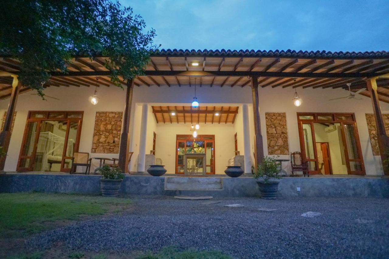 Antique Ceylon Villa Ахангама Экстерьер фото